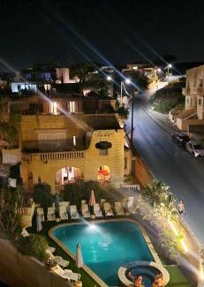 Xlendi Apartment | Villa Xemxija