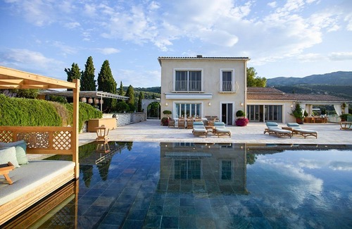Petaleia Villa | Villa Yasemia - Six Bedroom Villa, Sleeps 12