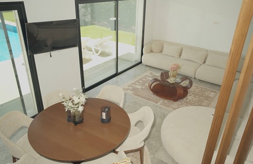 Aghir House | Villa Yasmin