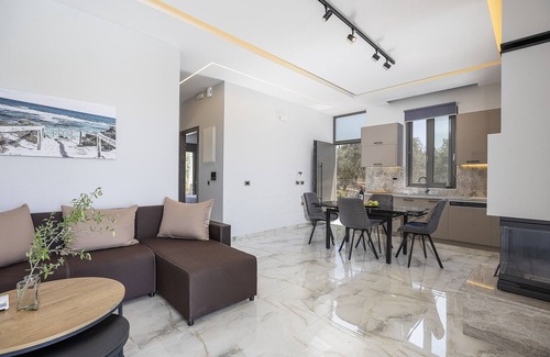 Roumeli Villa | Villa You - With Private Pool
