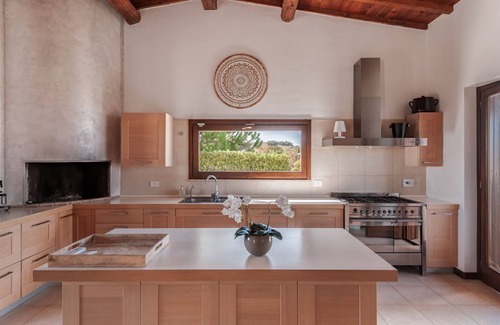 Tarquinia Villa | Villa Zefiro - Four Bedroom Villa, Sleeps 9