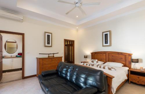 Jomtien Villa | Village Austria Luxury Pool Villas