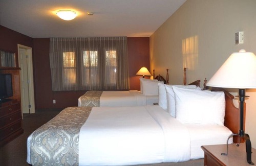 Westerose Hotel | Village Creek Country Inn