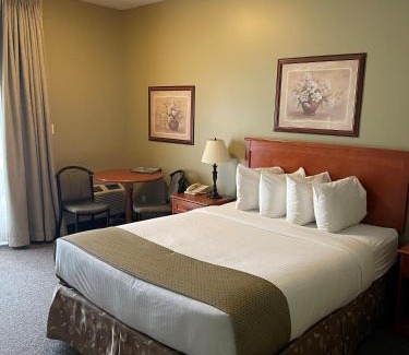 Westerose Hotel | Village Creek Country Inn