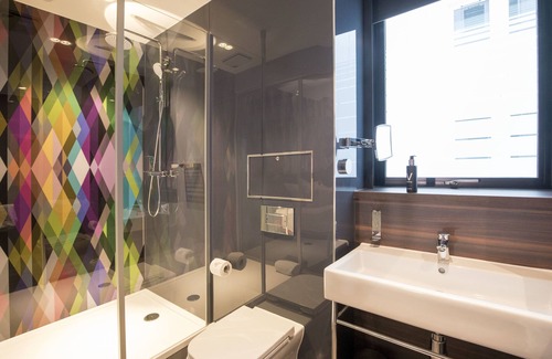 Basingstoke Hotel | Village Hotel Basingstoke