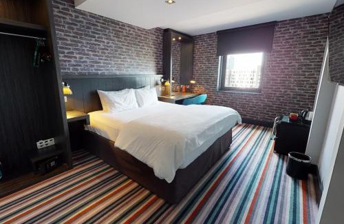 Glasgow Hotel | Village Hotel Glasgow