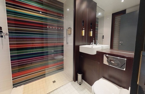 Elstree Hotel | Village Hotel London Watford