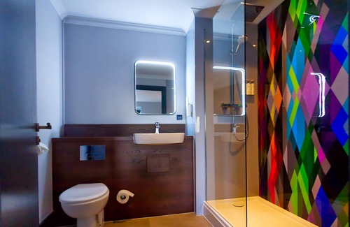 St. Thomas Hotel | Village Hotel Swansea