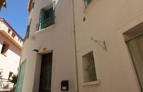 Laroque-des-Alberes House | Village house Laroque des Alberes. Mediterranean and Hiking 4 pers
