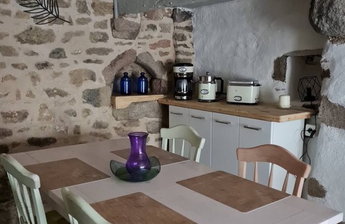 Lizieres House | Village house at the gateway to Creuse