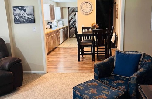 Palisades House | Village House at Valley Village