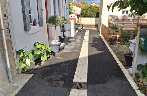 Saint-Romain House | Village house (fiber)