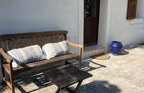 Manso House | Village house