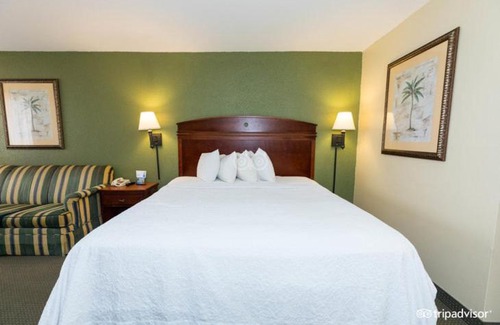 Ada Hotel | village inn