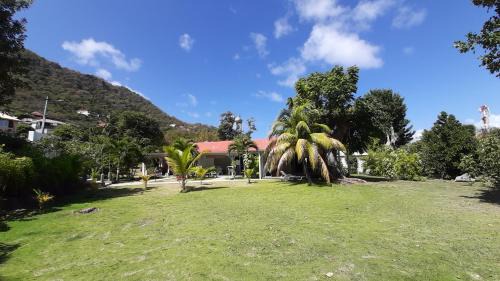 Terre-de-Haut Apartment | Village Le Pre