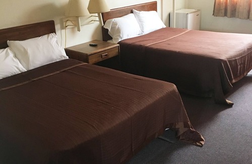 Ellenville Hotel | Village Motel