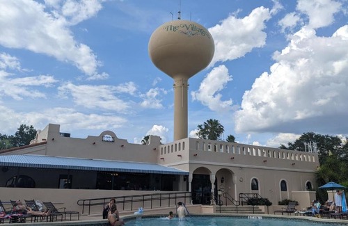 The Villages House | Village Of Country Club Hills COUPLES ONLY