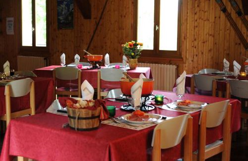 Sixt-Fer-a-Cheval Hotel | Village Vacances Le Salvagny