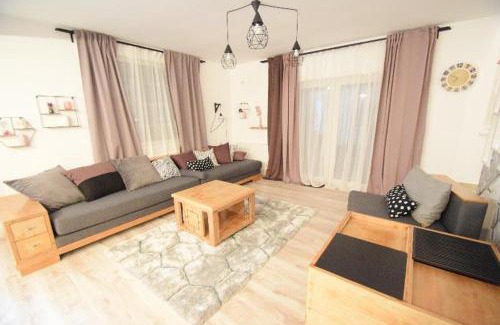 Tunari Villa | VillaGrey Tunari