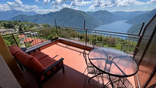 Pigra Apartment | VillaMarinaPigra Lake View Apartments