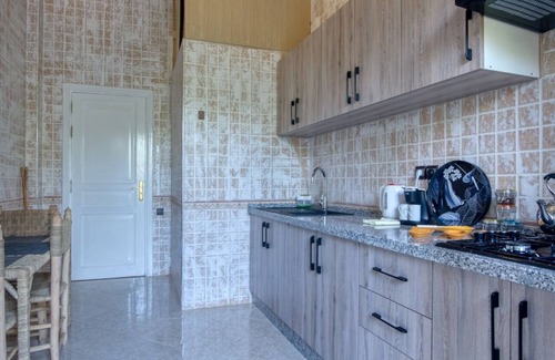Tassoultante Apartment | Villas 95 Appart'Hôtel