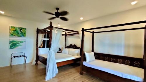 Mataas Na Kahoy Villa | Villas by Eco Hotels