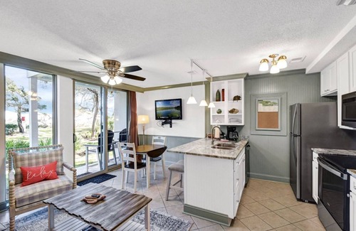 Jekyll Island Condo | Villas By The Sea Resort - Oceanfront