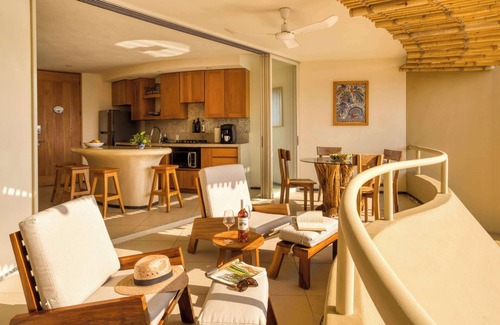 Playa la Madera Condo | Villas Kaukan 301: Effortless Beachfront Living