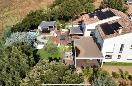 Alata House | VillaSerenita Heated swimming pool Jacuzzi, Petanque, Table tennis, Table soccer.