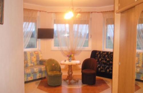 Szczytna Bed & Breakfast | Villasol