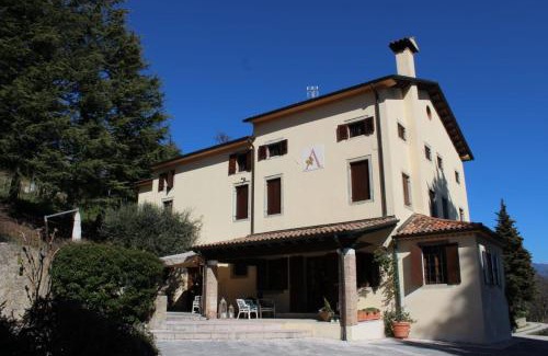 Tarzo House | Ville d'Arfanta