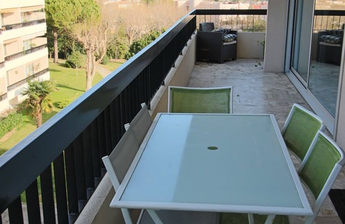 Villeneuve-Loubet Apartment | VILLENEUVE LOUBET BEACH 5MN FROM BEACHES, 2 BEDROOMS 2 BATHROOMS SEA VIEW, TENNIS