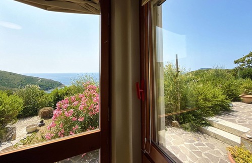 Campo nell'Elba Villa | Villetta Fonza, with a wonderful sea view!