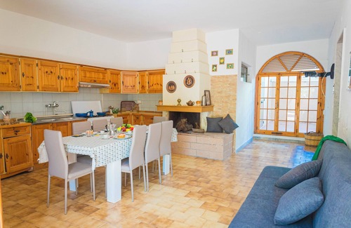 San Foca Villa | Villetta Rosa Con Attico Near The Sea, Melendugno, Italy