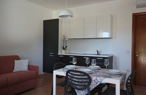 Porto Pozzo Apartment | Villetta Santa Teresa near Olbia with Pool