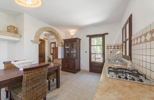 Corsano Apartment | Villetta Sulvia - Alloggio Alaterno con Terrazza Vista Mare