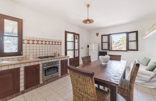 Corsano Apartment | Villetta Sulvia - Alloggio Alaterno con Terrazza Vista Mare