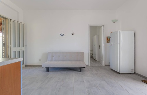 Sant'Isidoro House | Villino Girasoli by BarbarHouse