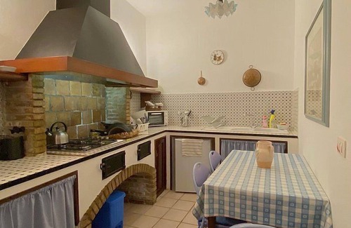 Piedimonte Etneo House | Villino Il Gabbiano: A welcoming cottage situated on the eastern slopes of Mount Etna, with Free WI-FI.