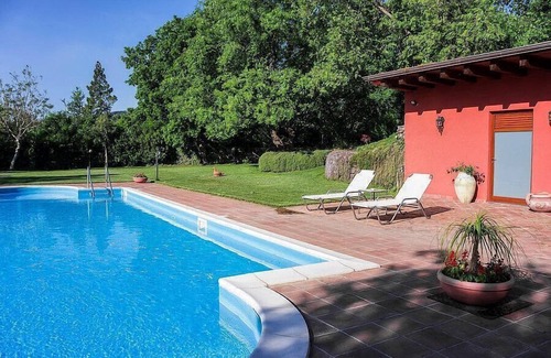 Piedimonte Etneo House | Villino Il Gabbiano: A welcoming cottage situated on the eastern slopes of Mount Etna, with Free WI-FI.
