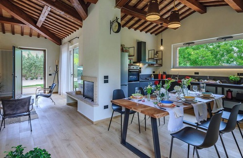 Fermo Villa | Villino Le Moie 4+2, Emma Villas