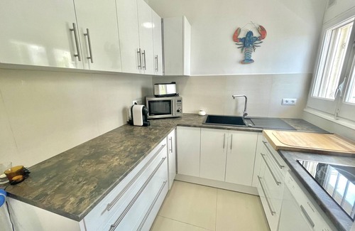 Almadraba-Canyelles Apartment | VIN. Apartment with wonderful sea views