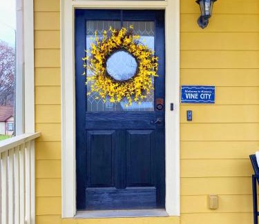 Atlanta House | Vine City Bee Hive