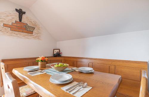 Trska Gora House | Vineyard Cottage Rataj 1