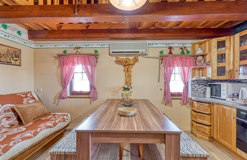 Majsperk House | Vineyard Cottage Vesna Lake View, Cirkulane, Slovenia