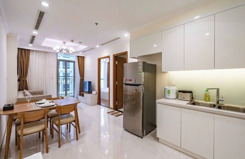 Hang Xanh Apartment | Vinhomes Central Park Landmark Apartments