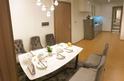 Tu Liem Apartment | Vinhomes Green Bay 3BR Luxury Apartment Hanoi