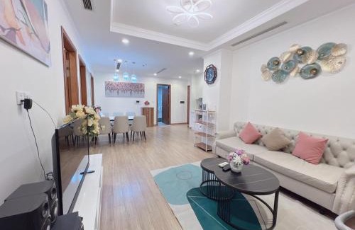 Hai Ba Trung Apartment | Vinhomes Time City and Parkhill Premium Apartment