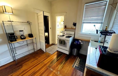 University Heights Apartment | Vintage & Affordable Unit 1 of 6