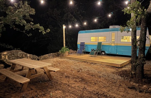 Osage County House | Vintage Camping at Keystone Lake: Boat Rental, Hiking, Campfire, Serene Outdoors